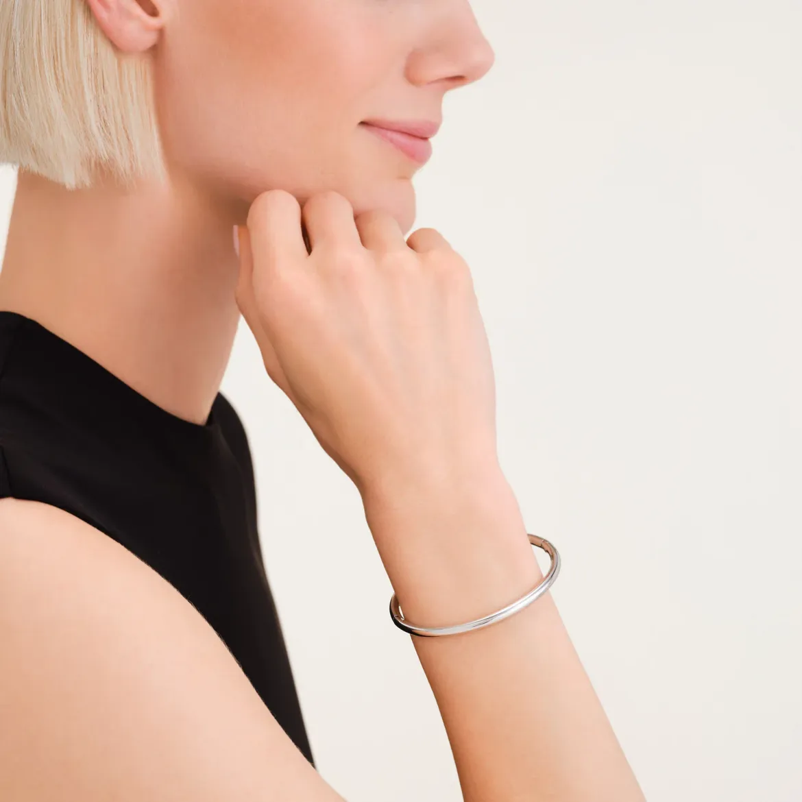 Εικόνα της Essential Bangle Silver