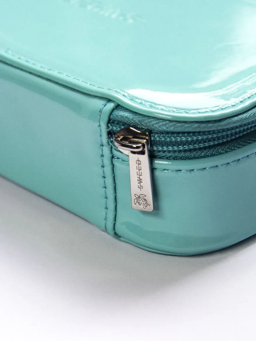 Εικόνα της THE MAKEUP BAG