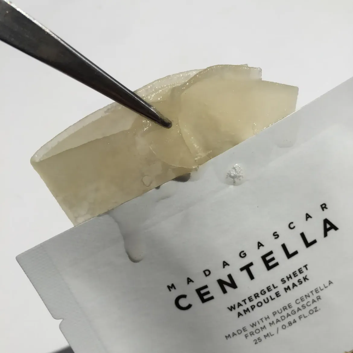 Εικόνα της SKIN1004 Madagascar Centella Watergel Sheet Ampoule Mask